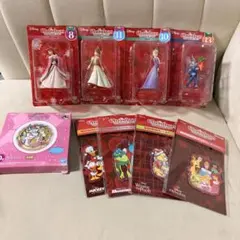 DISNEY クリスマスオーナメントくじ　フィギュア　キーホルダー　ガラストレイ