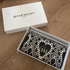 ジバンシー　財布のサムネイル