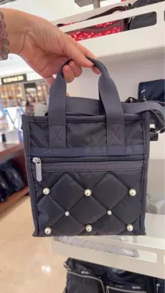 LeSportsac SM BUCKET TOTE W PEARLS - メルカリ