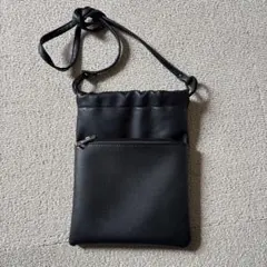 レザーサコッシュ新品未使用