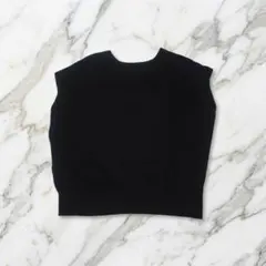 N. ノースリーブ ニット Vネック Mサイズ レーヨン·コットン混合 ブラックのサムネイル