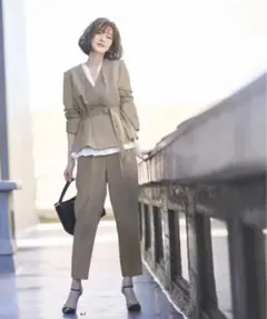 RUIRUE BOUTIQUE タック＆ペプラムジャケットセットアップスーツ