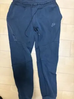 Nike テックフリース　ブラック