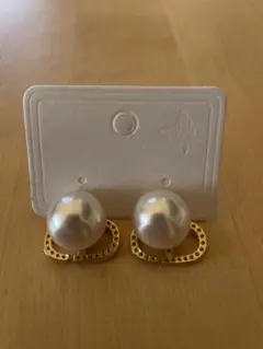 【新品未使用】パール ゴールド スタッドピアス