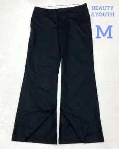 ビューティアンドユース♡ピマコットン チノフレアスリットパンツ ブラック　M