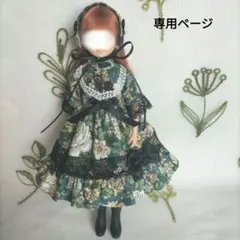 専用です　22センチドールサイズの服177　ハンドメイド　お花とネコのワンピース