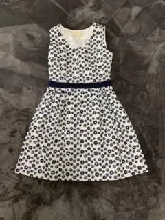 チェスティ　フラワー刺繍ワンピース