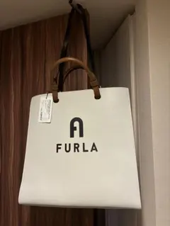 Item thumbnail for item 3b9a6dd1-b0e7-41f9-9f1e-927ef00b097f