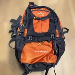 Hiking Backpack, Large Capacity, Lightweight, Suitable for Business Trips and Travel (40L)