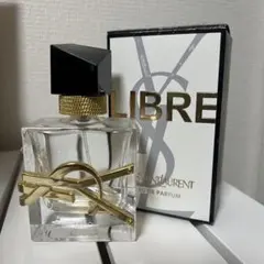 イヴ・サンローラン リブレ 香水　空ボトル