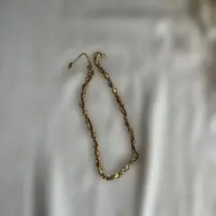 auca ネックレス