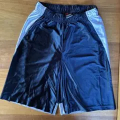バスケットボールパンツ