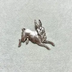 【Navajo】インディアンジュエリーブローチ/AM刻印うさぎモチーフ Navajo】インディアンジュエリーブローチ/AM刻印うさぎモチーフ - メルカリ