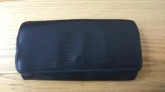 ルイヴィトン　エピ　4連 キーケース ブラック
