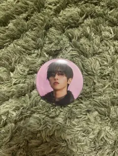 INI ポップアップ 許豊凡 缶バッジ