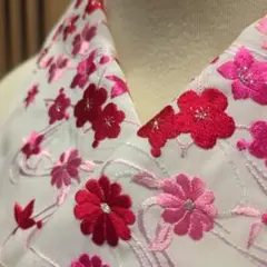 日本製》フォーマル上質 塩瀬 刺繍半襟＊赤.ピンク