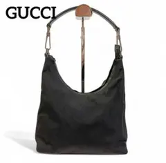 美品 正規品 GUCCI グッチ ワンショルダーバッグ 黒 ブラック 無地のサムネイル