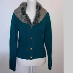 【美品 M】アクシーズファム 取り外し可能ファー付きニットカーディガン