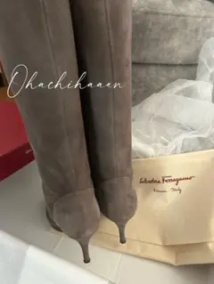 ＊フェラガモブーツ＊のサムネイル