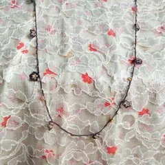 ハンドメイド　ビーズ編み込み花モチーフネックレス　Mサイズ95cm