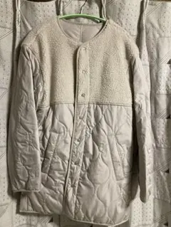 リバーシブル中綿キルティングコート　ベージュ　Lサイズ