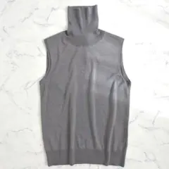 美品✨ エブール シルク 絹 ニット グレー タートルネック ノースリーブのサムネイル