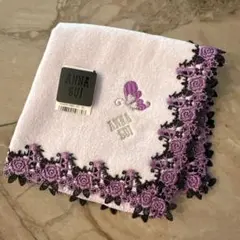 未使用タグ付き ANNA SUI タオルハンカチ 蝶とバラの刺繍
