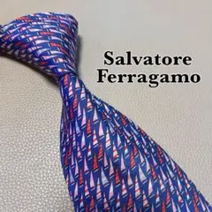 サルヴァトーレフェラガモ ネクタイ　ストライプ　ビジネス　スーツ　シルク　総柄