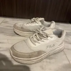 FILA ホワイト グレー スニーカー