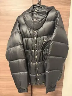 KLUANE MOUNTAINEERING ダウン Sサイズ　ブラック