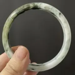 超美品　ミャンマー産本翡翠バングル　黒飄花