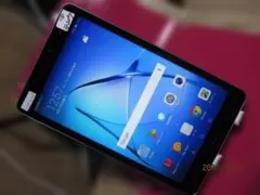 HUAWEI Mate t3 kob-L09 ８インチ　初期化済み　8217