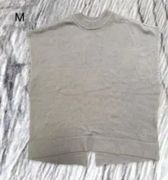 ニットベスト ブラウン M ハイネック ノースリーブ シンプル 美品 着回し