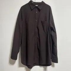 ブラウン シャツ