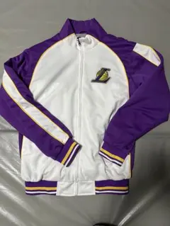 NBA LAKERS 八村 ウォームアップジャケット Mサイズ 紫/白