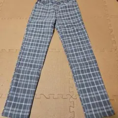 グレー系チェック柄長ズボン