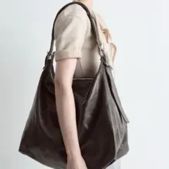 lemaire belted hobo bag dark brownのサムネイル