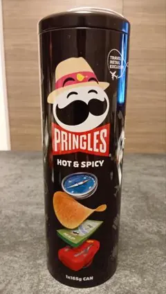 Pringles Travel Exclusive 2缶セット 空き缶 - メルカリ