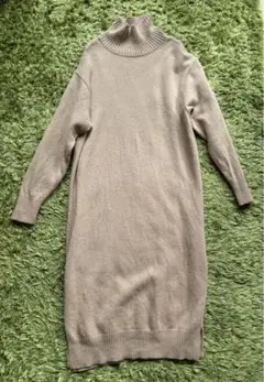 値下げしました！UNIQLOベージュニットワンピ