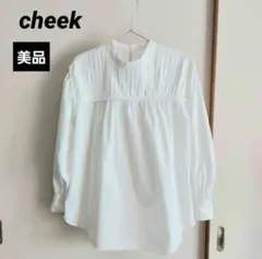 美品　cheek　ピンタック ブラウス　長袖　シャツ　華やか　白　クリーン　Mのサムネイル