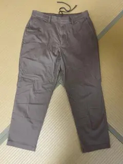 ユニクロ　メンズ　チノパン　ストレッチ