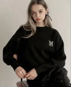 [MEISM by Re:EDIT] Mビジューエンブレムニットトップス　黒　M