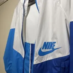 NIKE フード付き　ウインドブレーカー　140