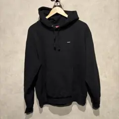 2025年最新】シュプリーム スモール ボックスロゴ パーカーの人気