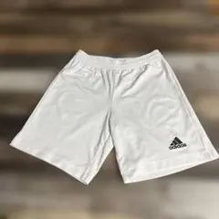 adidas ホワイト ハーフパンツ