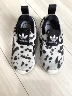 adidas スニーカー　12センチ