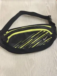 【NIKE】ウエストポーチ/ボディバッグ 黒 黄緑 ストライプ