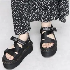 美品Dr.Martens 厚底サンダル シャークソール KIMBER黒 23.5 - メルカリ