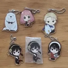 SPY×FAMILY スパイファミリー　アクリルキーホルダー　ボンド　アーニャ