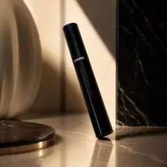 新品 CHANEL ル ヴォリューム ドゥ シャネル 10 ヌワールのサムネイル